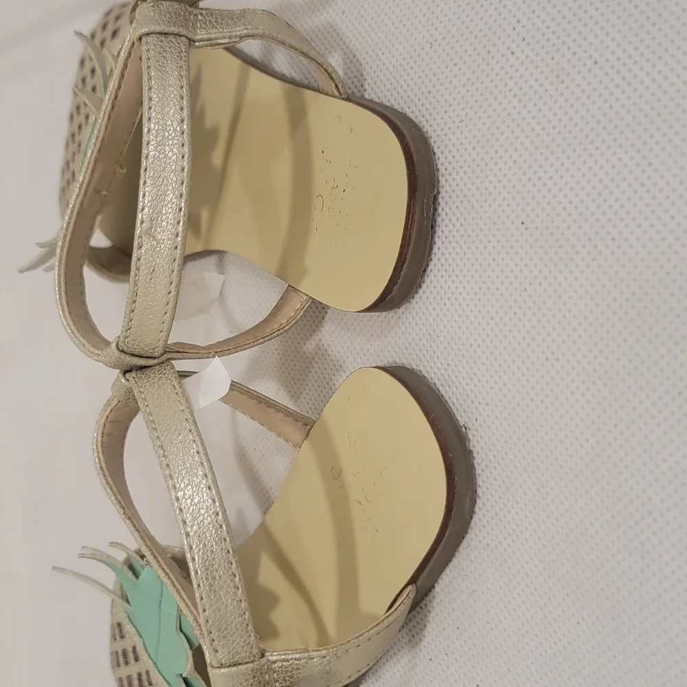 JANIE & JACK TODDLER GIRLS PINEAPPLE SANDALS (sz 11)
